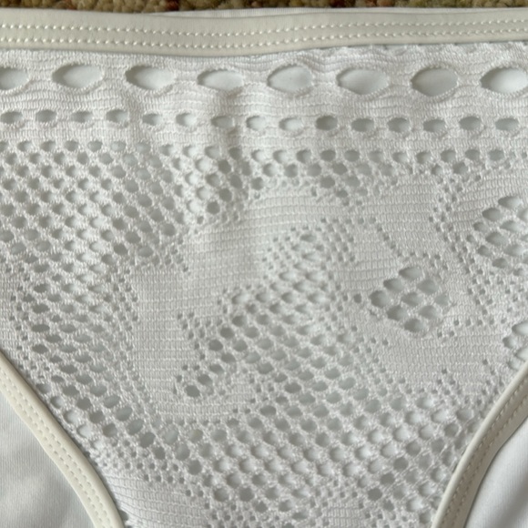 Aerie Women’s Swimsuit Bikini Bottom - Picture 3 of 10